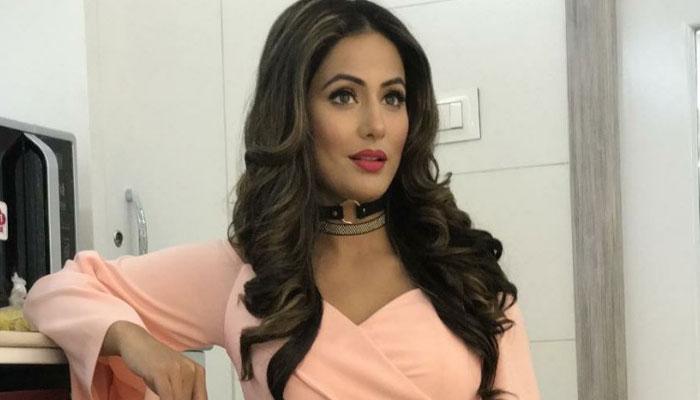 অভিনেত্রী হিনা খানের আজব চাহিদা বাতিল করে দিল বিগ বস! অভিনেত্রী হিনা খানের আজব চাহিদা বাতিল করে দিল বিগ বস!