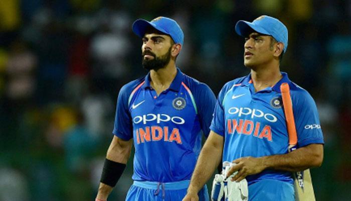 হায়দরাবাদে বাঁ হাতে ব্যাট করলেন বিরাট, রোহিত, ধোনিরা হায়দরাবাদে বাঁ হাতে ব্যাট করলেন বিরাট, রোহিত, ধোনিরা