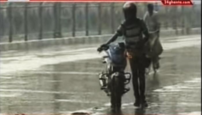 কালীপুজোতেও বৃষ্টি, আবহাওয়া দফতরের পূর্বাভাসে আশঙ্কায় উদ্যোক্তারা কালীপুজোতেও বৃষ্টি, আবহাওয়া দফতরের পূর্বাভাসে আশঙ্কায় উদ্যোক্তারা