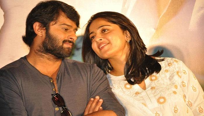 ‘বাহুবলী’ প্রভাসের জন্মদিনে রোম্যান্টিক উপহার ‘দেবসেনা’ অনুষ্কার ‘বাহুবলী’ প্রভাসের জন্মদিনে রোম্যান্টিক উপহার ‘দেবসেনা’ অনুষ্কার