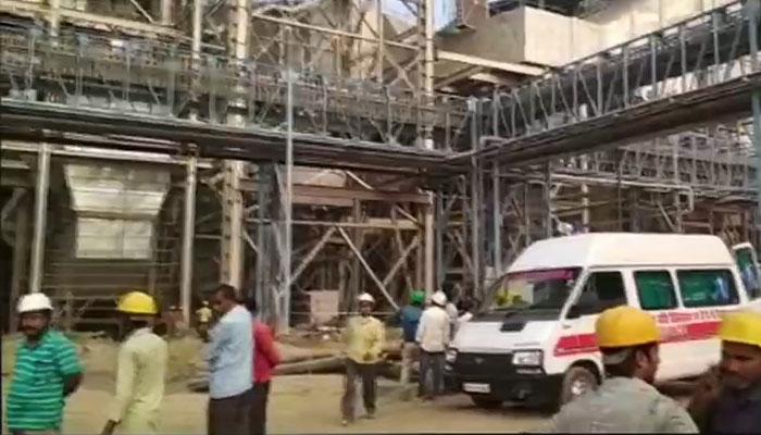 রায় বরেলিতে বয়লার বিস্ফোরণে লাফিয়ে বাড়ছে মৃতের সংখ্যা, ক্ষতিপূরণ ঘোষণা রাজ্যের রায় বরেলিতে বয়লার বিস্ফোরণে লাফিয়ে বাড়ছে মৃতের সংখ্যা, ক্ষতিপূরণ ঘোষণা রাজ্যের