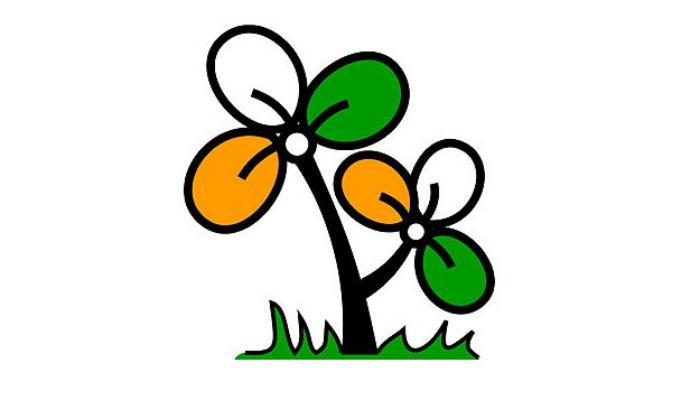 তৃণমূলের দুই গোষ্ঠীর সংঘর্ষে উত্তপ্ত বাঁকুড়ার পাত্রসায়র তৃণমূলের দুই গোষ্ঠীর সংঘর্ষে উত্তপ্ত বাঁকুড়ার পাত্রসায়র