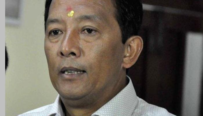 এক্সক্লুসিভ: ‘দম থাকলে সামনে এসে লড়ে দেখান’, গুরুংকে চ্যালেঞ্জ তামাংয়ের এক্সক্লুসিভ: ‘দম থাকলে সামনে এসে লড়ে দেখান’, গুরুংকে চ্যালেঞ্জ তামাংয়ের