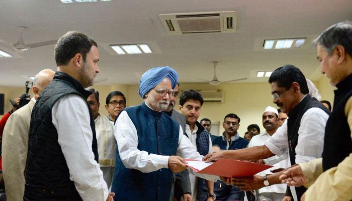 মনমোহিনী বার্তা: রাহুল কংগ্রেসের 'ডার্লিং', সবার নেতা হয়ে উঠছনে 'যুবরাজ'! মনমোহিনী বার্তা: রাহুল কংগ্রেসের 'ডার্লিং', সবার নেতা হয়ে উঠছনে 'যুবরাজ'!