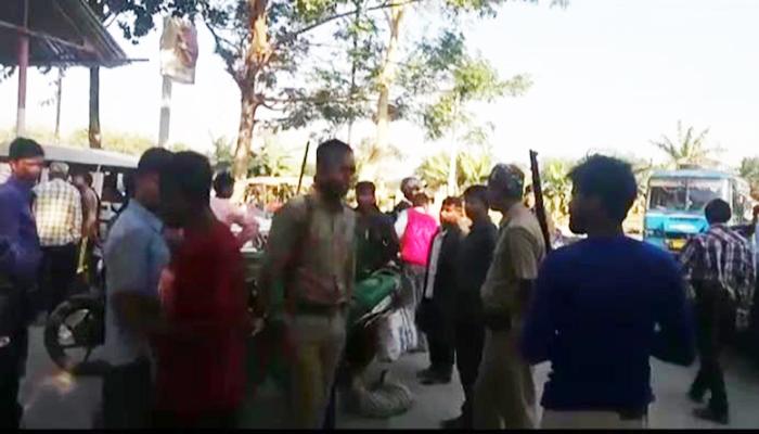 ভেজাল তেলের কারবার ফাঁস, আটক পেট্রল পাম্প মালিক-কর্মী ভেজাল তেলের কারবার ফাঁস, আটক পেট্রল পাম্প মালিক-কর্মী