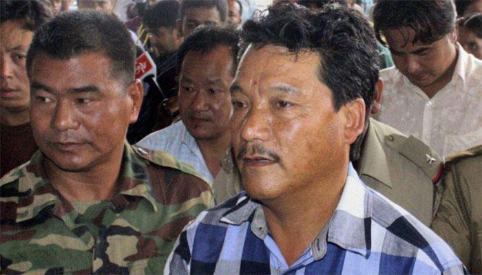 মুখ্যমন্ত্রীর সঙ্গে কথা বলতে রাজি, প্রকাশ্যে এসে বললেন বিমল গুরুং মুখ্যমন্ত্রীর সঙ্গে কথা বলতে রাজি, প্রকাশ্যে এসে বললেন বিমল গুরুং