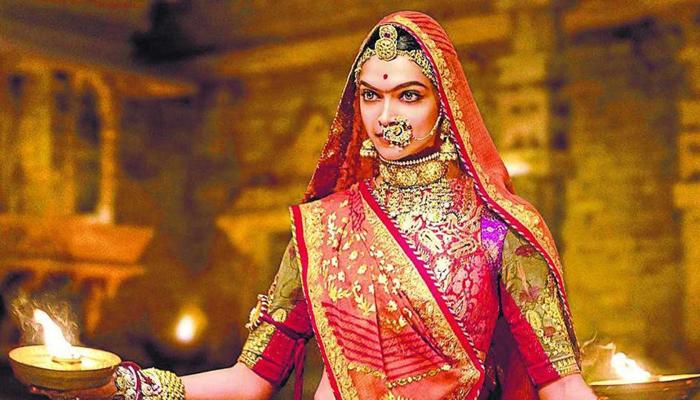 রাজ্যে রাজ্যে 'পদ্মাবত'-কে নিষিদ্ধ করার বিরোধিতায় সুপ্রিম কোর্টের দ্বারস্থ প্রযোজকরা রাজ্যে রাজ্যে 'পদ্মাবত'-কে নিষিদ্ধ করার বিরোধিতায় সুপ্রিম কোর্টের দ্বারস্থ প্রযোজকরা