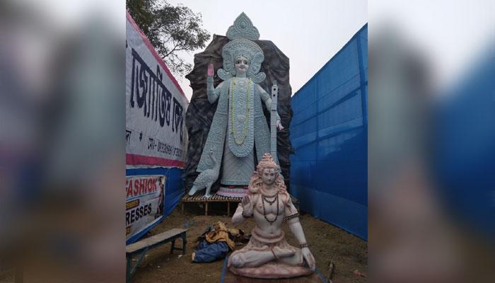 সত্যি! বাংলার সবথেকে বড় সরস্বতী এখন মালদায় সত্যি! বাংলার সবথেকে বড় সরস্বতী এখন মালদায়