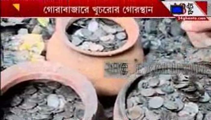ধ্বংসস্তূপ সরিয়ে সম্বল খুঁজছে গোরাবাজার, অগ্নিকাণ্ডের দায় ঝাড়তে ব্যস্ত পুরসভা ধ্বংসস্তূপ সরিয়ে সম্বল খুঁজছে গোরাবাজার, অগ্নিকাণ্ডের দায় ঝাড়তে ব্যস্ত পুরসভা