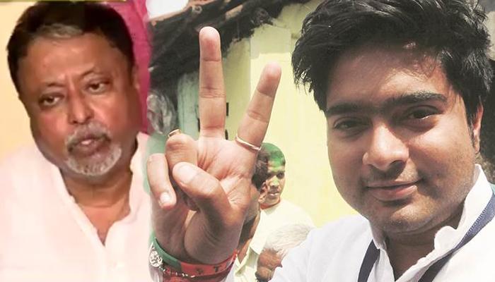 মুকুল গড়ে জোর ধাক্কা, অভিষেকের হাত ধরে তৃণমূলের পথে এক ডজন পদ্ম নেতা মুকুল গড়ে জোর ধাক্কা, অভিষেকের হাত ধরে তৃণমূলের পথে এক ডজন পদ্ম নেতা