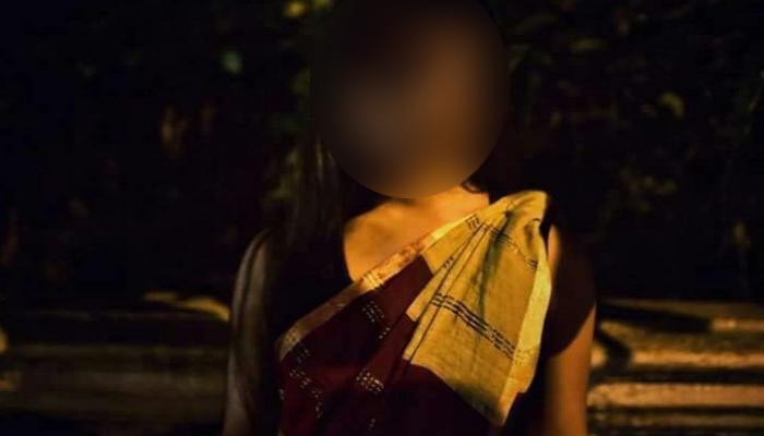 ঠান্ডা পানীয়ে মাদক মিশিয়ে খাইয়ে সোনারপুরে ছাত্রীর উপর যৌন নির্যাতন বন্ধুদের ঠান্ডা পানীয়ে মাদক মিশিয়ে খাইয়ে সোনারপুরে ছাত্রীর উপর যৌন নির্যাতন বন্ধুদের