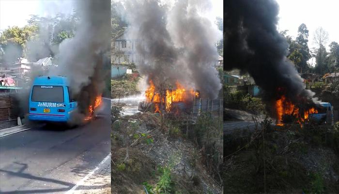 কালিম্পংয়ের পথে আগুনের গ্রাসে সরকারি বাস, অল্পের জন্য বাঁচলেন কর্মীরা কালিম্পংয়ের পথে আগুনের গ্রাসে সরকারি বাস, অল্পের জন্য বাঁচলেন কর্মীরা