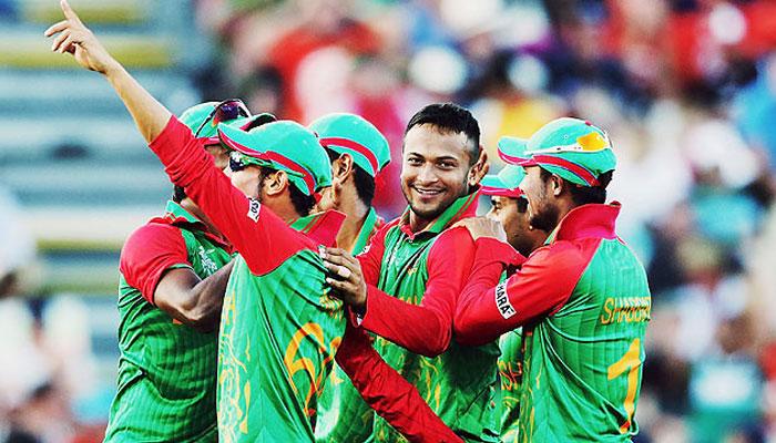 শ্রীলঙ্কায় ত্রিদেশীয় সিরিজে বাংলাদেশের অধিনায়ক সাকিব শ্রীলঙ্কায় ত্রিদেশীয় সিরিজে বাংলাদেশের অধিনায়ক সাকিব