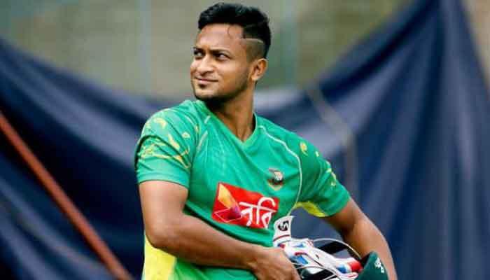 ত্রিদেশীয় সিরিজ থেকে ছিটকে গেলেন সাকিব ত্রিদেশীয় সিরিজ থেকে ছিটকে গেলেন সাকিব
