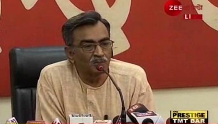 বাম প্রার্থী না থাকলে বিক্ষুব্ধ তৃণমূলকে ভোট দিন, আলিমুদ্দিনে বসে বললেন সূর্যকান্ত বাম প্রার্থী না থাকলে বিক্ষুব্ধ তৃণমূলকে ভোট দিন, আলিমুদ্দিনে বসে বললেন সূর্যকান্ত