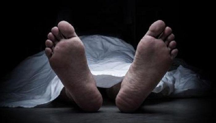 স্ত্রী বিজেপির প্রার্থী হওয়ায় আত্মঘাতী স্বামী স্ত্রী বিজেপির প্রার্থী হওয়ায় আত্মঘাতী স্বামী