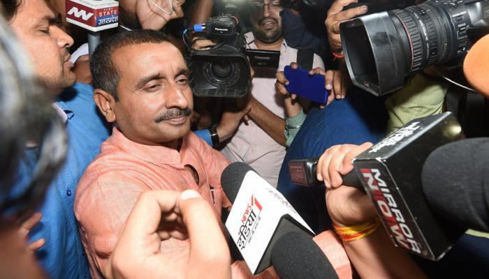 উন্নাও কাণ্ডে সিবিআই তদন্তের নির্দেশ, সেঙ্গারের বিরুদ্ধে এফআইআর উন্নাও কাণ্ডে সিবিআই তদন্তের নির্দেশ, সেঙ্গারের বিরুদ্ধে এফআইআর