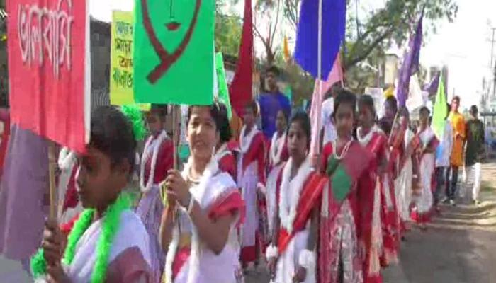 অশান্তির লেশমাত্র আর নেই, বর্ষবরণের আনন্দে মাতোয়ারা আসানসোল অশান্তির লেশমাত্র আর নেই, বর্ষবরণের আনন্দে মাতোয়ারা আসানসোল