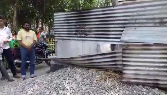 উদয়নের খাসতালুকে তৃণমূলের পার্টি অফিস ভাঙল তৃণমূলই উদয়নের খাসতালুকে তৃণমূলের পার্টি অফিস ভাঙল তৃণমূলই