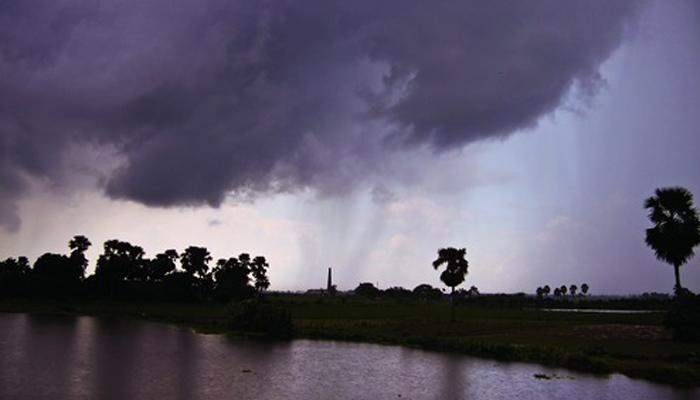 দক্ষিণের পর এবার উত্তরবঙ্গে হানা দিল কালবৈশাখী দক্ষিণের পর এবার উত্তরবঙ্গে হানা দিল কালবৈশাখী