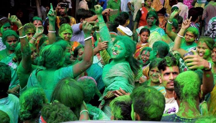 ত্রিস্তর পঞ্চায়েতের ৩৪ শতাংশ আসনে বিনা প্রতিদ্বন্দ্বিতাতেই জয়ী তৃণমূল কংগ্রেস ত্রিস্তর পঞ্চায়েতের ৩৪ শতাংশ আসনে বিনা প্রতিদ্বন্দ্বিতাতেই জয়ী তৃণমূল কংগ্রেস