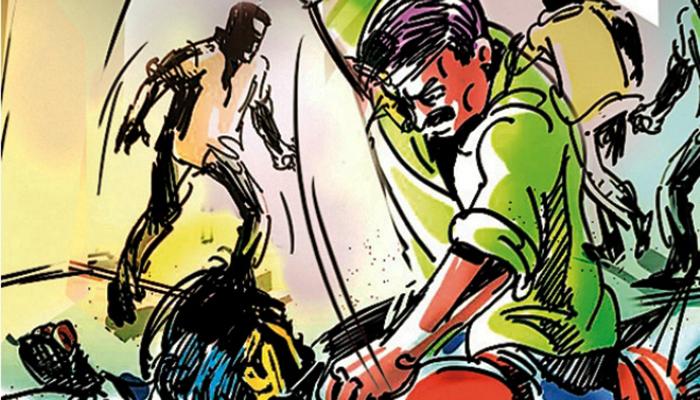 সোশ্যাল মিডিয়ায় গুজবের শিকার, ছেলেধরা সন্দেহে পিটিয়ে খুন আদিবাসী যুবককে সোশ্যাল মিডিয়ায় গুজবের শিকার, ছেলেধরা সন্দেহে পিটিয়ে খুন আদিবাসী যুবককে